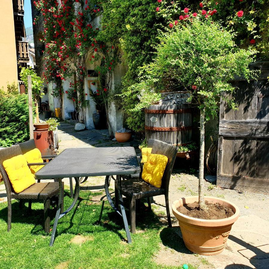 Affittacamere Casa Archi Losone Bagian luar foto