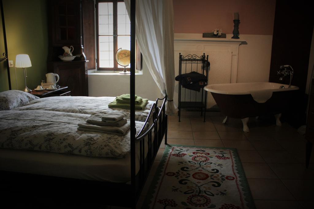 Affittacamere Casa Archi Losone Ruang foto