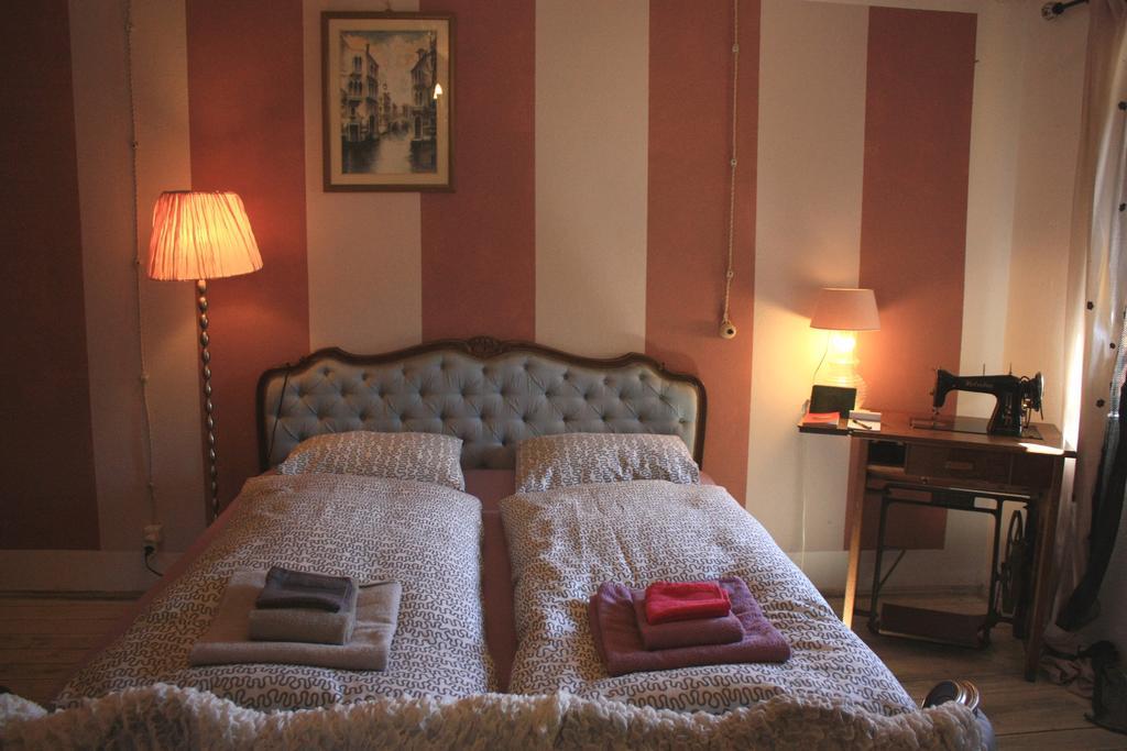 Affittacamere Casa Archi Losone Bagian luar foto