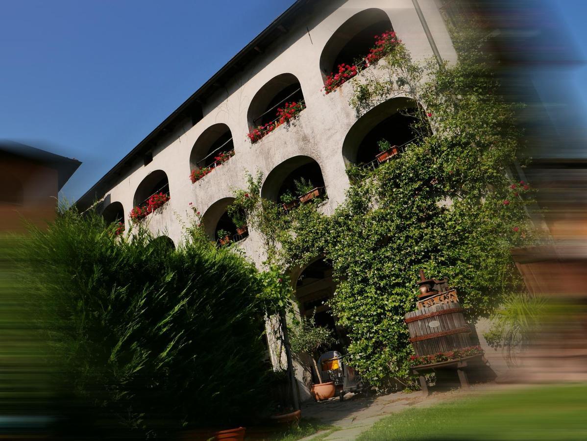 Affittacamere Casa Archi Losone Bagian luar foto